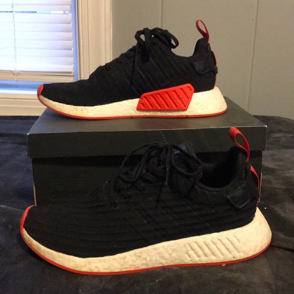 Adidas NMD R2 - Picture 2 of 5